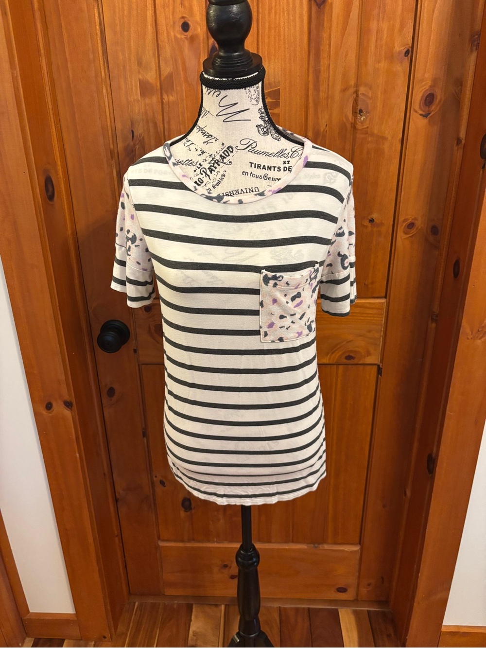 Striped Pocket Tee with Confetti Accent Size S/M